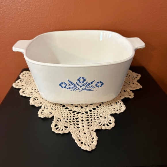 Corningware Baking Dish - Picture 2 of 5